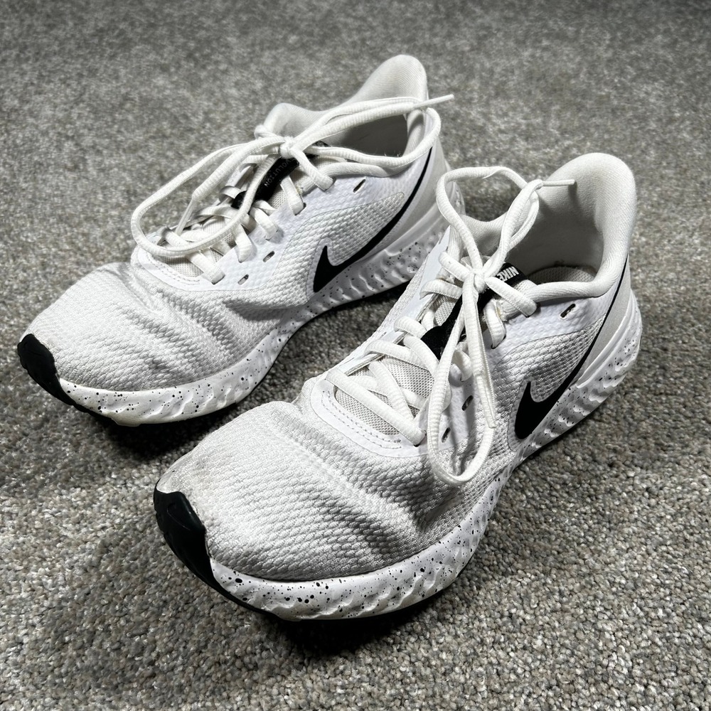 Nike Revolution 5 White Black Speckled Running Shoes DJ6009-100 Womens 8